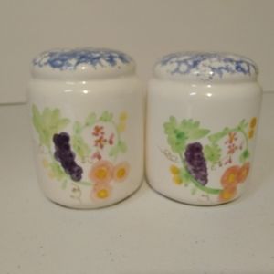 Vintage  Brinnco salt and pepper shakers white with blue on top, flowers on side